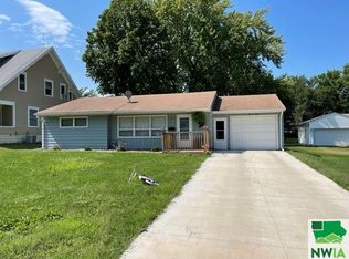 208 S Locust St, Marcus, IA 51035