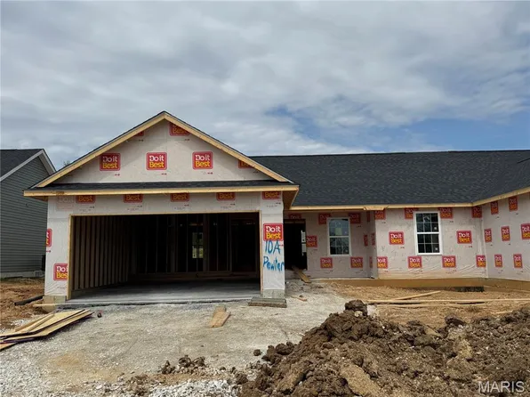 114 Grindstone Ct, Moscow Mills, MO 63362