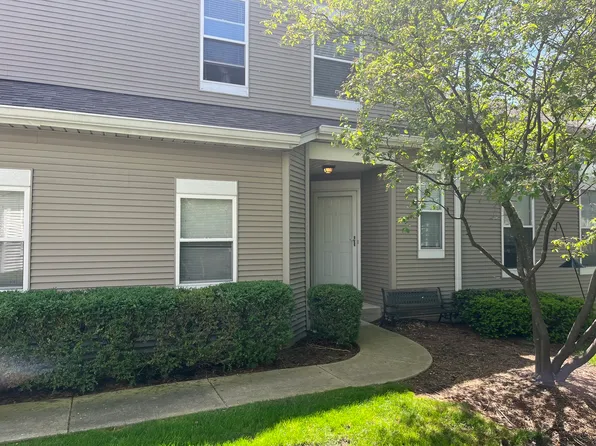 150 Aspen Ct #150, North Aurora, IL 60542