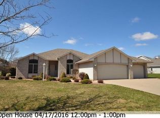 1501 Parkview Dr, New London, WI 54961