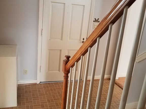 2nd image of 3 Upper Woods Cir