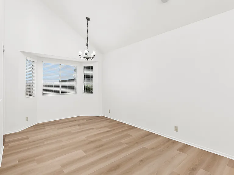 1719 Olamar Way — Photo 8