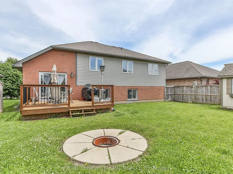 41 Owen Ct — Photo 38