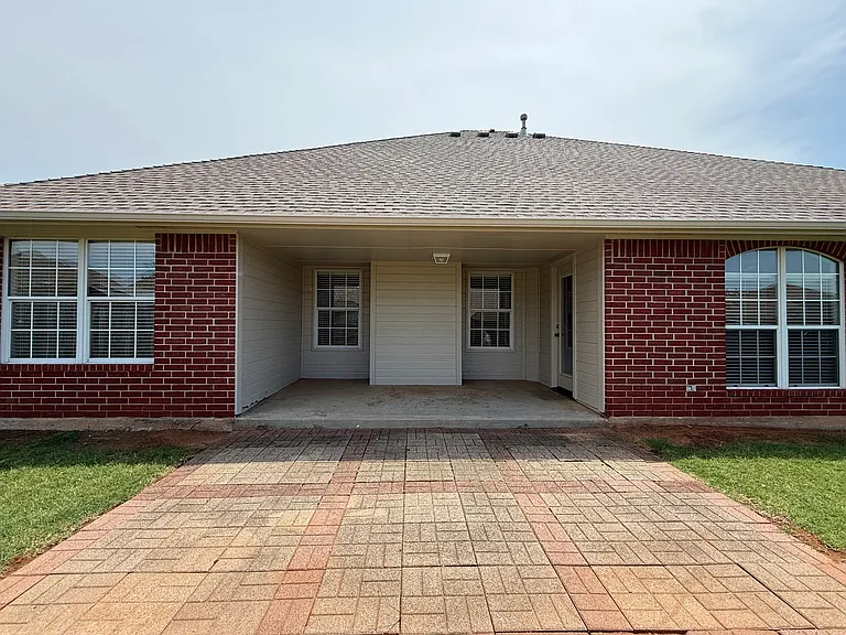 425 Plantation Ter — Photo 27