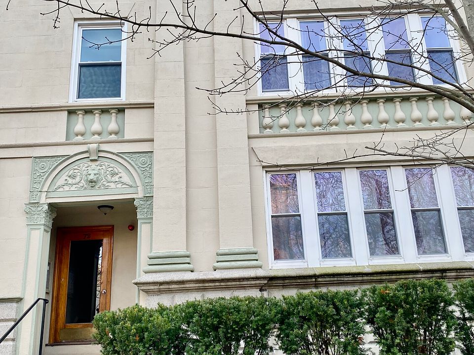 2nd image of 66 Egmont St #30