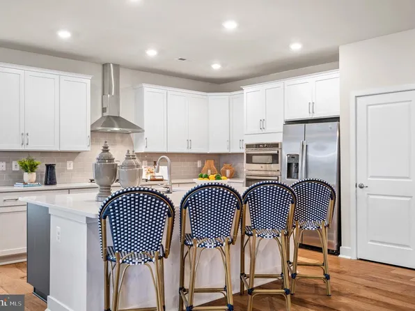 772 Resort Blvd, Dover, DE 19904