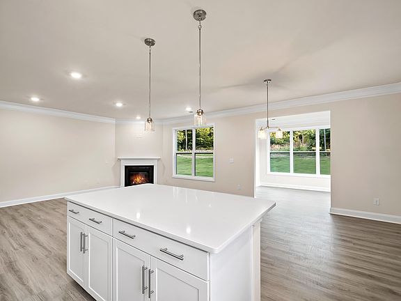 5th image of 5619 Wellsley Dr Lot 411