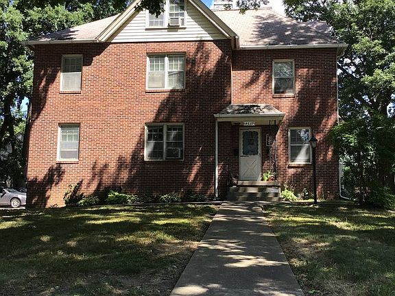 2nd image of 4539 University Ave Unit 2