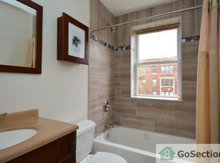 7424 S Kingston Ave #1, Chicago, IL 60649