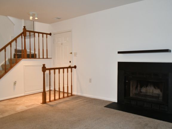 2nd image of 14380 Gringsby Ct