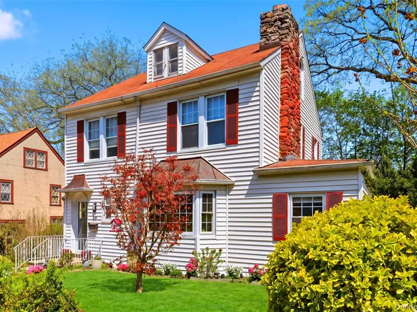 30 Rossmore Avenue, Bronxville, NY 10708