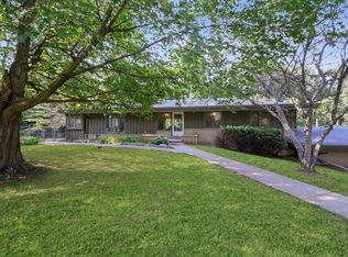 1056 Oconobanks Dr, Colgate, WI 53017