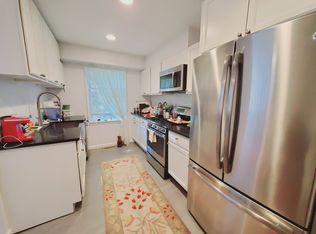 33 Talbot Ln APT 11, Greenwich, CT 06830