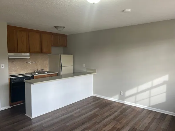 SHJ144-504 South Washington Street, 504 S Washington St APT 3, Shelby, NC 28150