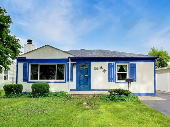 301 N Schubert St, Palatine, IL 60067