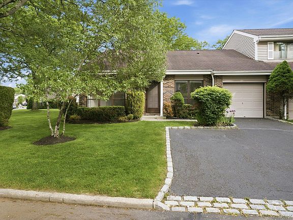2nd image of 79 S Pond Lane