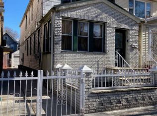8763 129th St, Richmond Hill, NY 11418