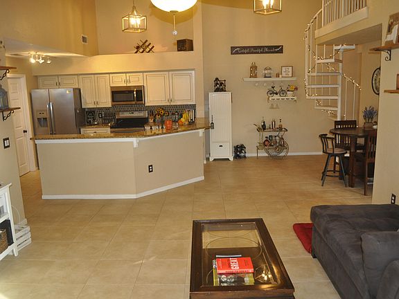 5th image of 805 Boardwalk Dr APT 528