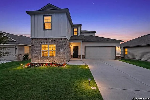 4 bed, 3.5 bath, 2628 sqft, $2,200 — Photo 3