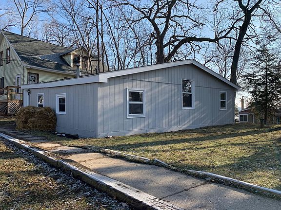 2nd image of 23384 W Lake Shore Dr