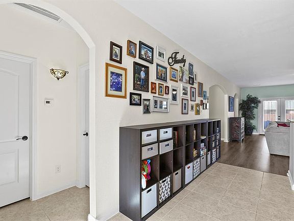 3rd image of 436 Lipizzan Ln