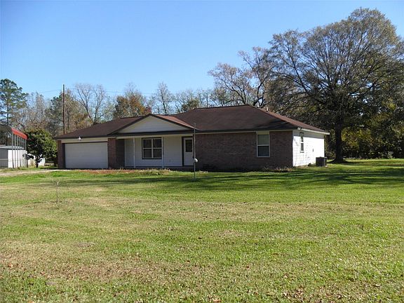 2nd image of 19033 Woodridge Dr