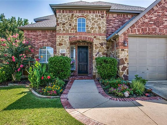 3rd image of 2309 Meadowlark Dr