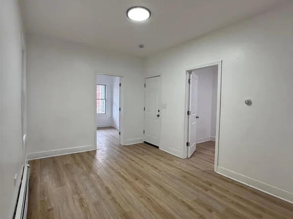 206 Market St, Perth Amboy, NJ 08861