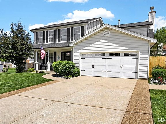 3rd image of 22 Milford Haven Ct