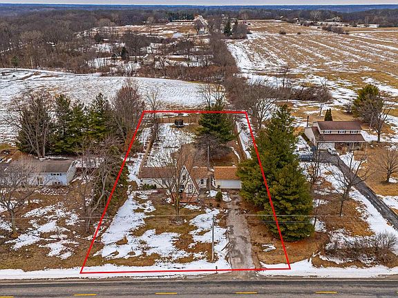 4th image of 6897 N Cantrall Creek Rd
