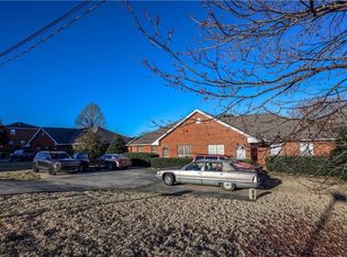 1293 Commerce Dr, Auburn, AL 36830