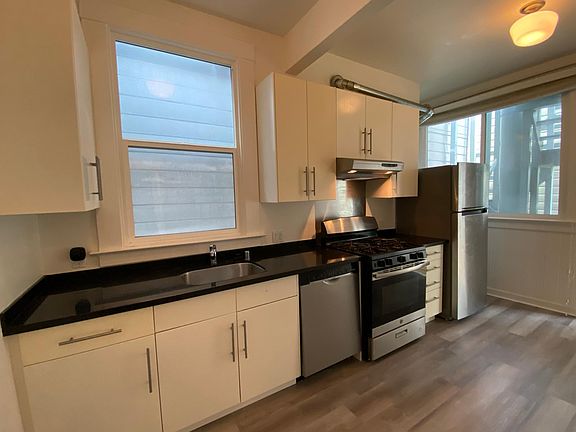 5th image of 810 Masonic Ave #4