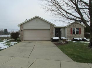 52565 Bayview Dr, South Bend, IN