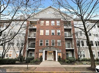 500 King Farm Blvd APT 208, Rockville, MD 20850