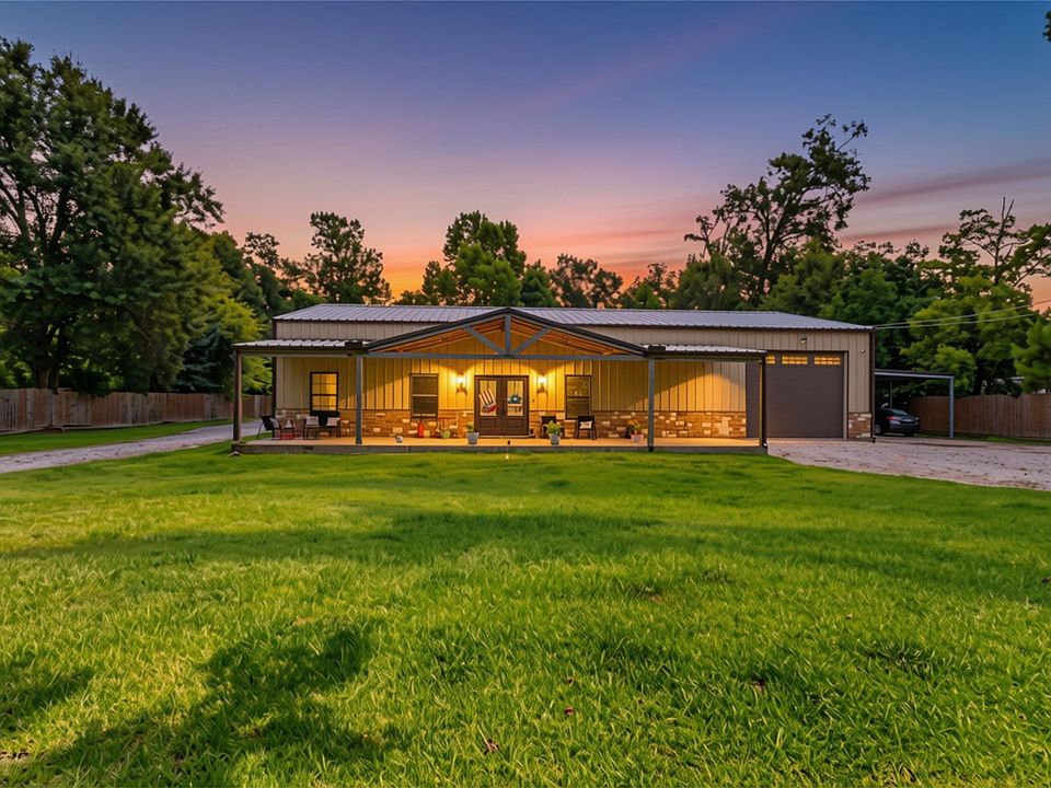 1st image of 710 Yellowood Ln