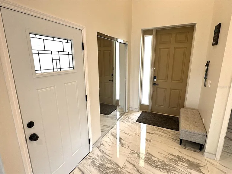 1501 Helene Ave — Photo 2