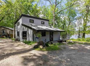 1145 Old Quarry Ln, Mount Vernon, IA 52314