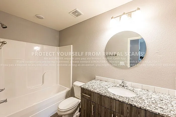 1374 N Corsica Dr — Photo 10