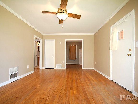 5th image of 819 N Limestone Ln