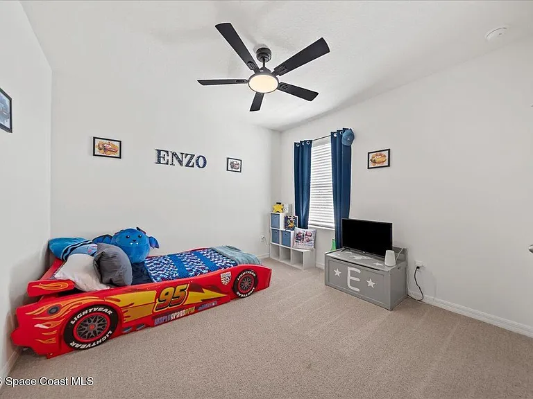 1927 Sloan Ct — Photo 14