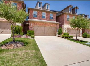 407 Teague Dr, Lewisville, TX 75067