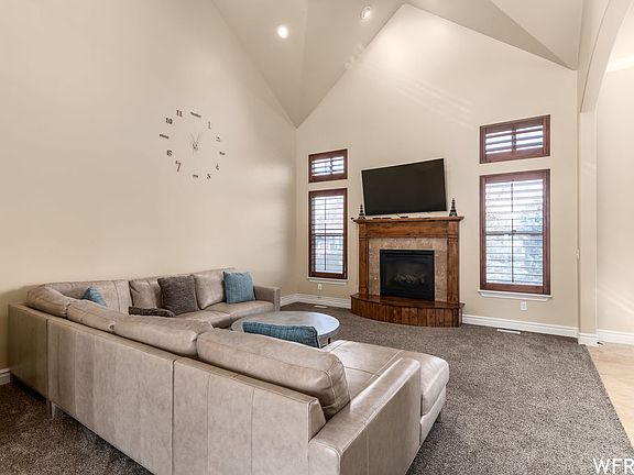 4th image of 2498 W Farmview Ln
