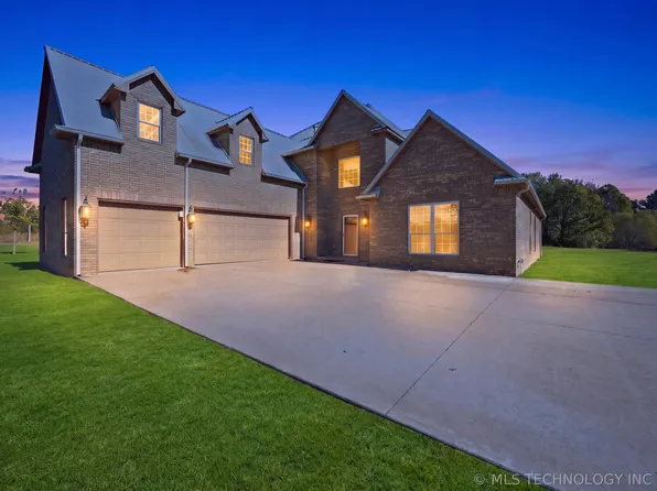 23727 S 413th East Ave, Porter, OK 74454