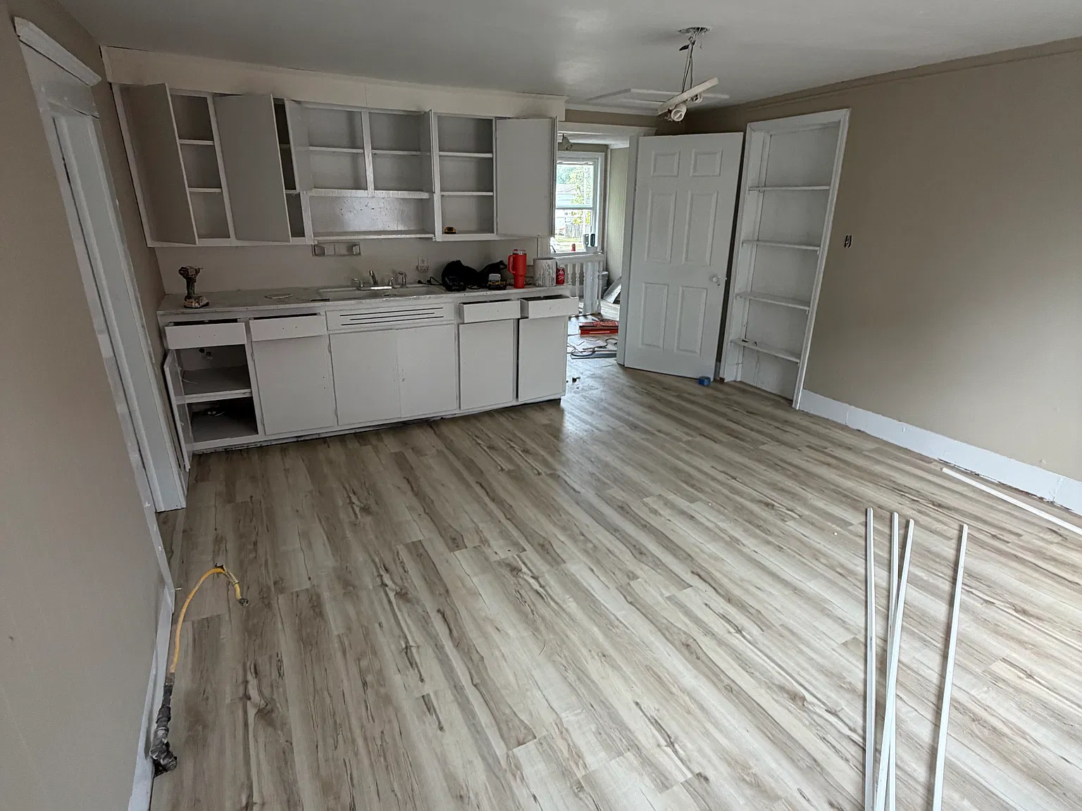 2 bed, 1247 sqft, $1,300 — Photo 4