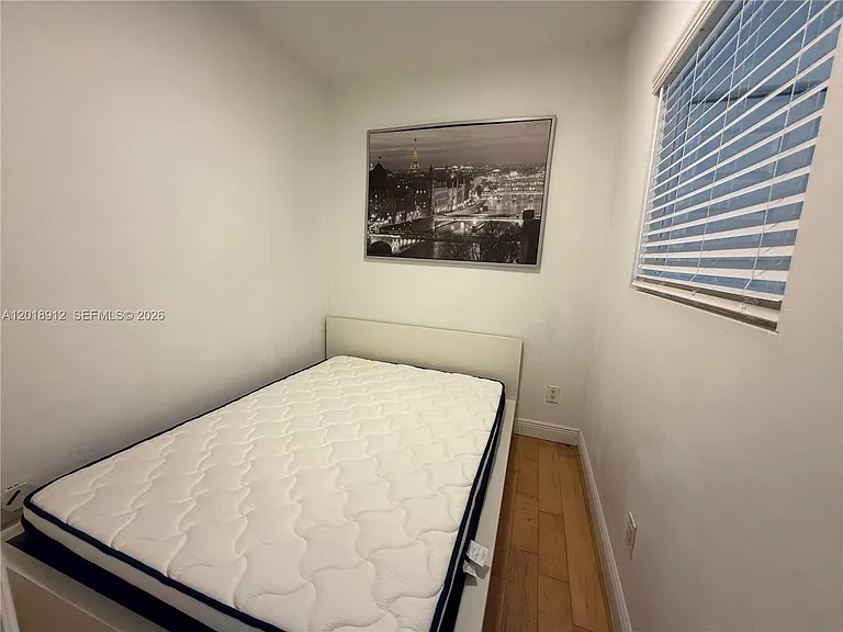 760 Jefferson Ave #5 — Photo 4