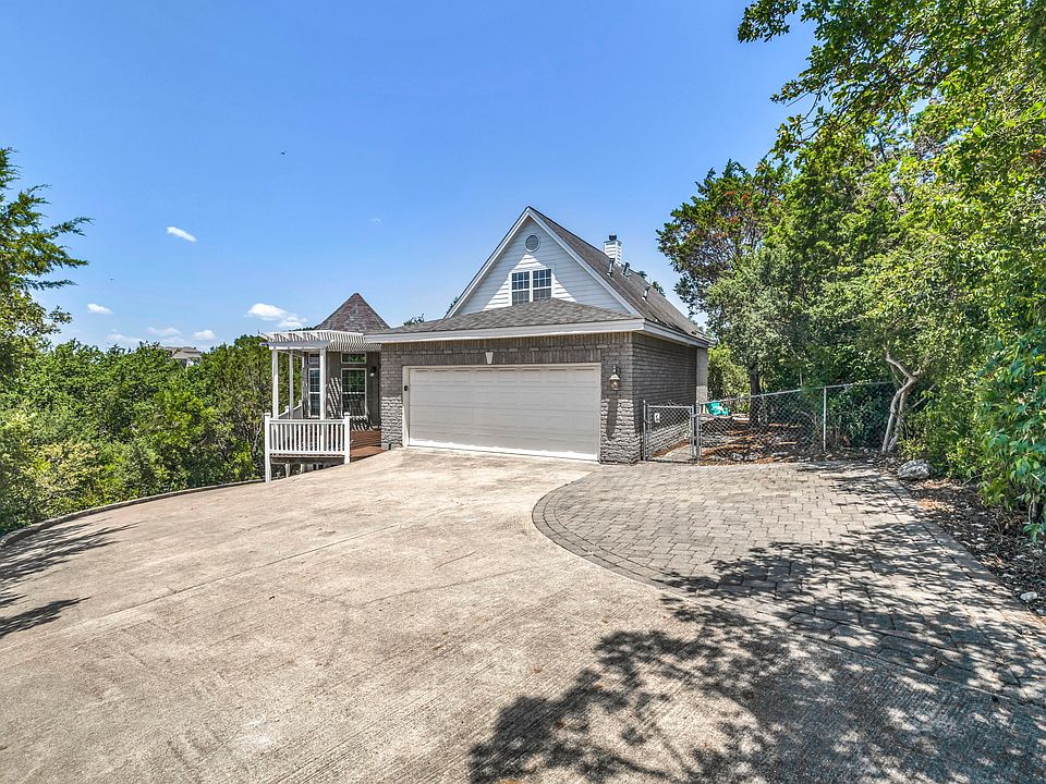 1-web-or-mls-6303-ridgeback-dr_08032023