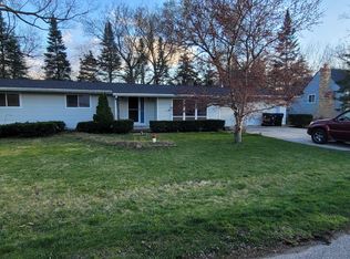 7417 Chippewa Dr, Wonder Lake, IL