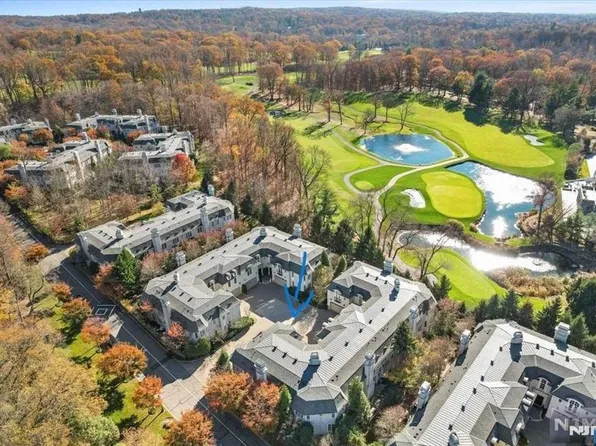 214 Bellaire Dr, Demarest, NJ 07627