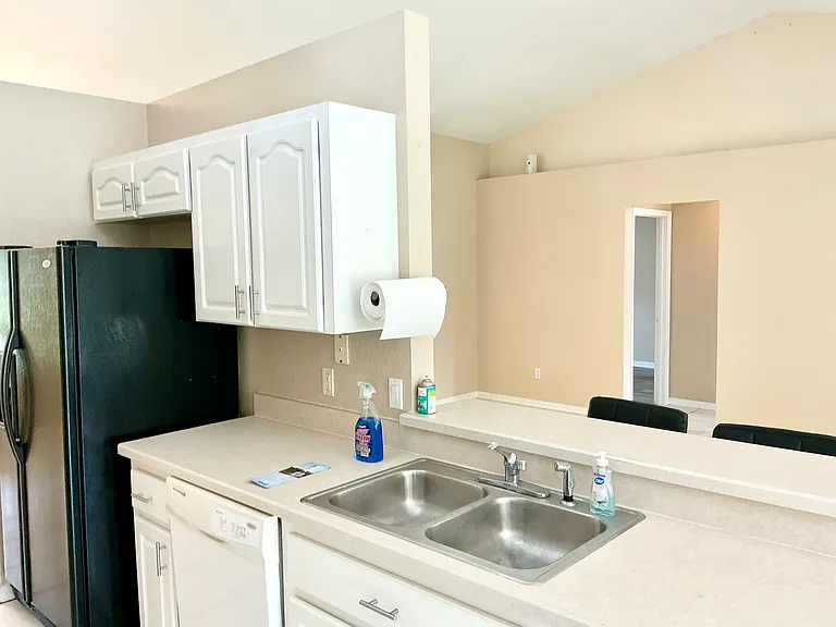 401 Harbour Lights Dr — Photo 19