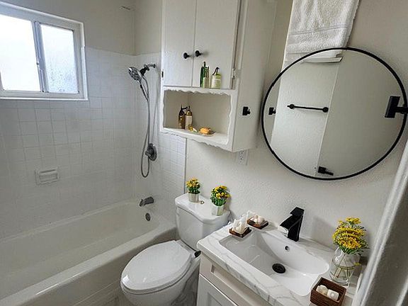 5th image of 9671 Maureen Dr #D
